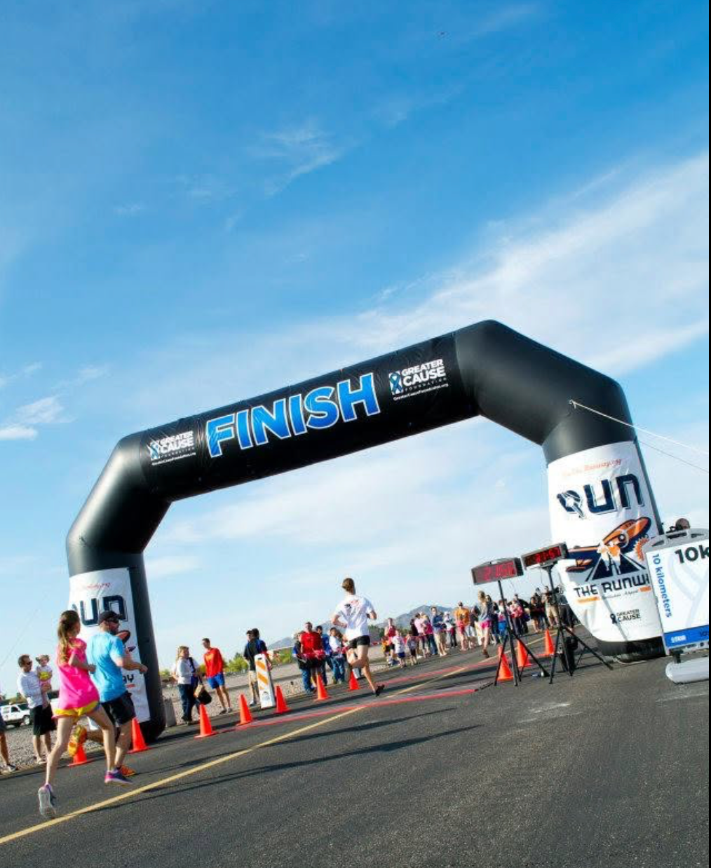 Finish line arch at Run the Runway
